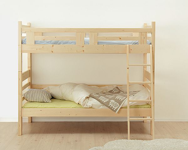 まれに見るほどコンパクトな明るい色合いの二段ベッド_詳細02