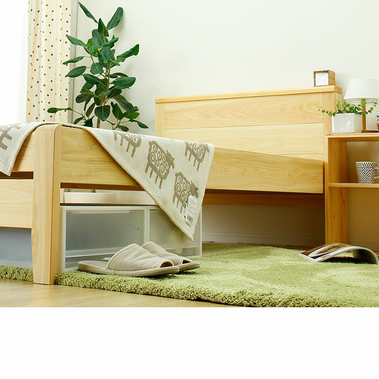 すっきりとした美しい木目が楽しめる木製畳ベッド