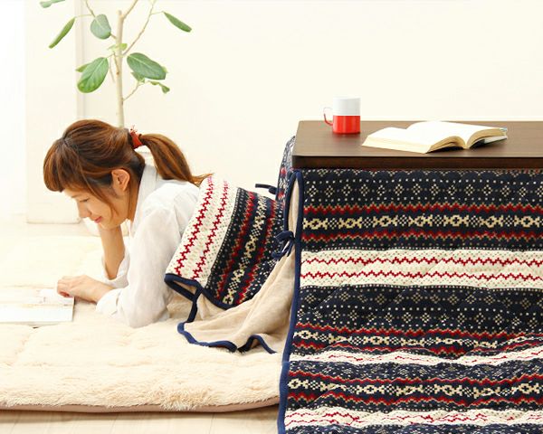 北欧風でお部屋をおしゃれな省スペースのこたつ布団