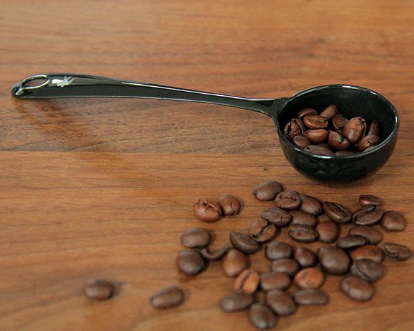 シンプルなデザインのツバメ計量スプーン