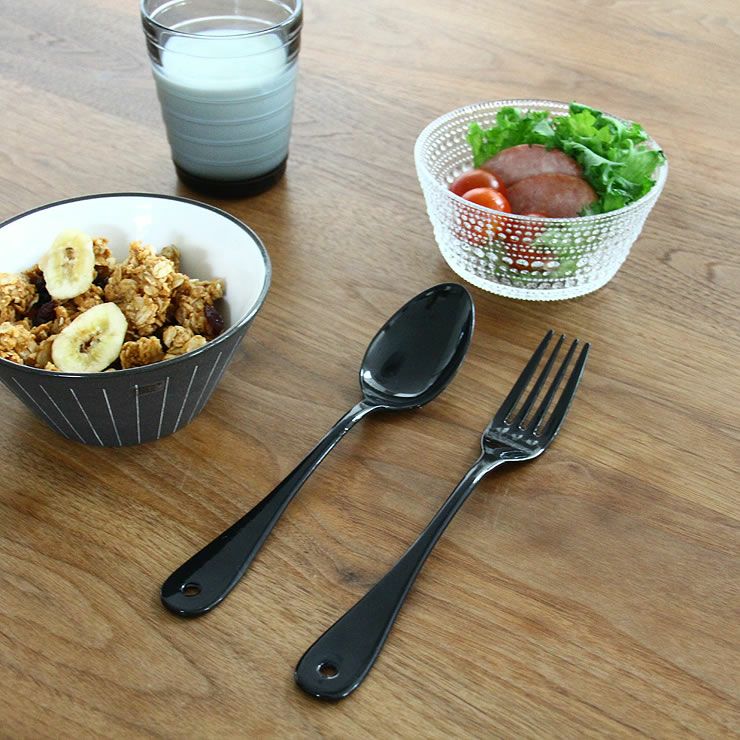 長くお使い頂けるデザインのツバメフォーク