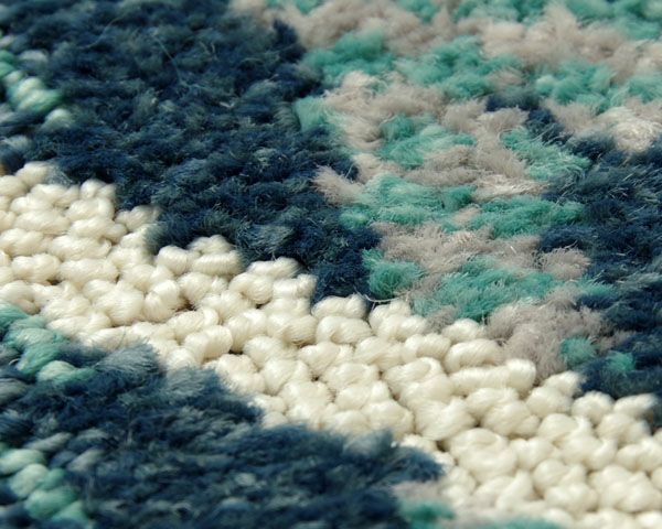 海を思わせるマリンブルーのウィルトン織カーペット133×190cm_詳細02