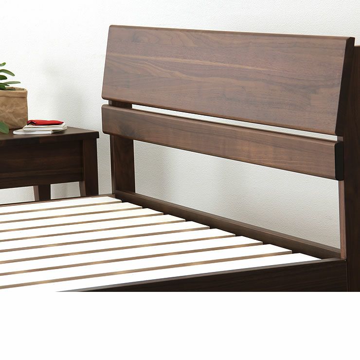 シンプルなデザインのウォールナット材の木製すのこベッド セミダブルサイズポケットコイルマット付_詳細16