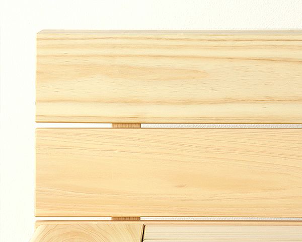 木目の美しい宮付きひのき材の木製すのこベッド ダブルサイズポケットコイルマット付_詳細02