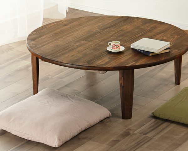 美しい木目を楽しめるちゃぶ台