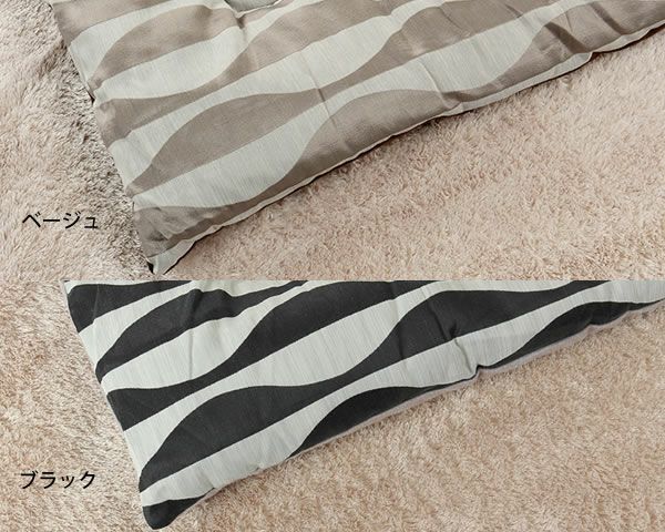 ベージュとブラックのクールでスタイリッシュなデザインのこたつ布団