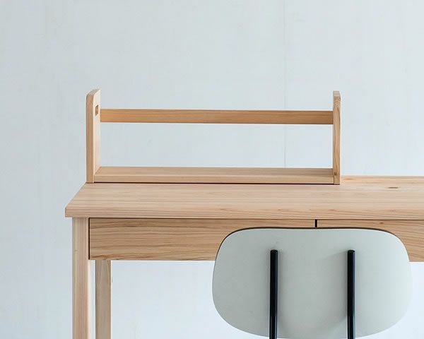 ひのきの素材感を感じる本立て杉工場 アルベロ_詳細02