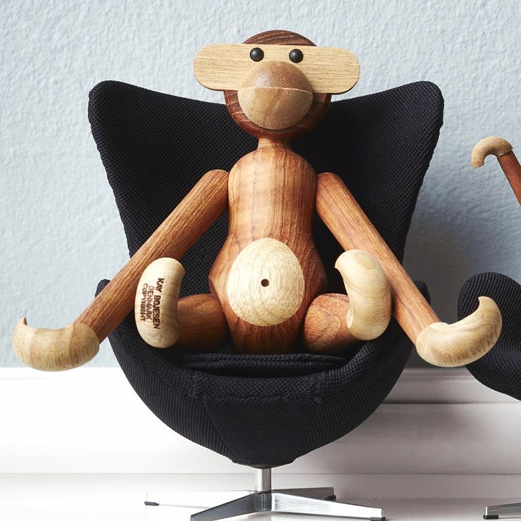 遊び心のあるインテリアのアクセントとして使える木製アニマルモンキーM