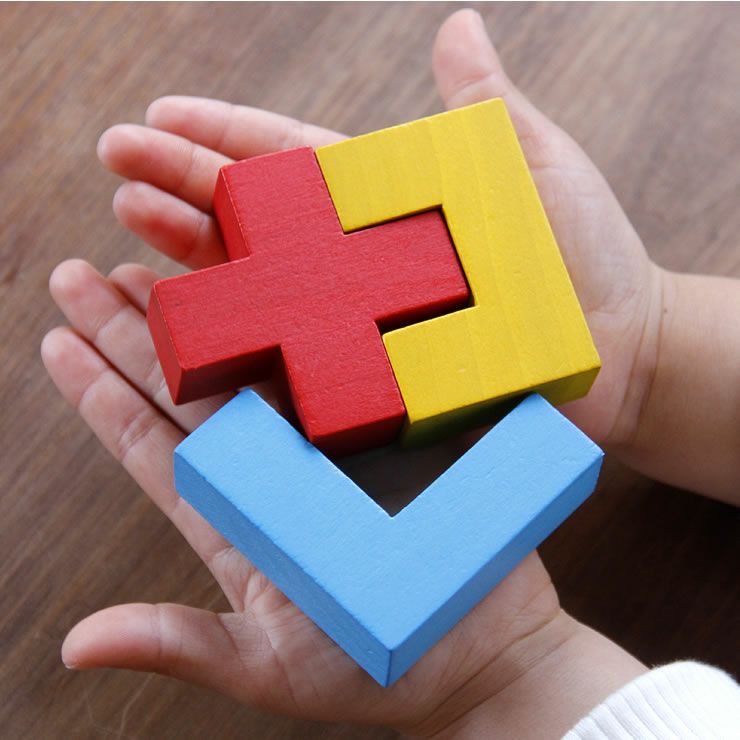 大人だけでなくお子さまでも誰でも自分のレベルに応じて遊べるカタミノ