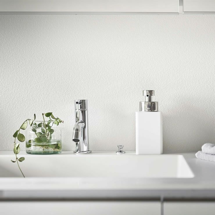 山崎実業詰め替え用ディスペンサー TOWER（タワー） 泡タイプを置くことで水回りが洗練された空間に