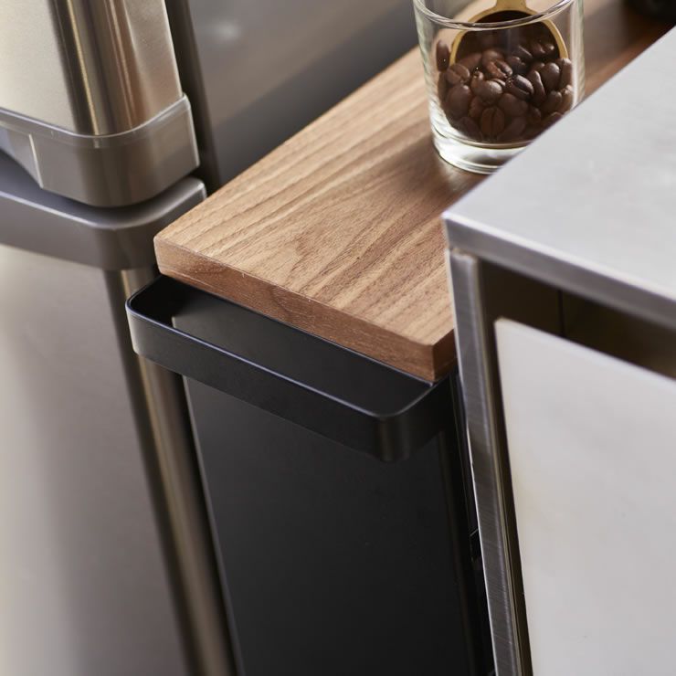 持ちやすい取っ手とキャスター付き山崎実業ハンドル付きスリムワゴン　tower（タワー）