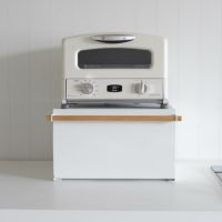 山崎実業ブレッドケース　tosca（トスカ）の上にはトースターなどを置くこともできます