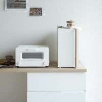 ごちゃごちゃしがちなキッチンやテーブル周りにぴったりな山崎実業ブレッドケース tosca（トスカ） スリム ホワイト