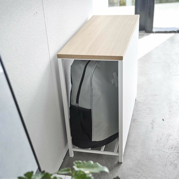 手荷物のちょい置きにも便利な山崎実業収納付き玄関ベンチ tower（タワー）