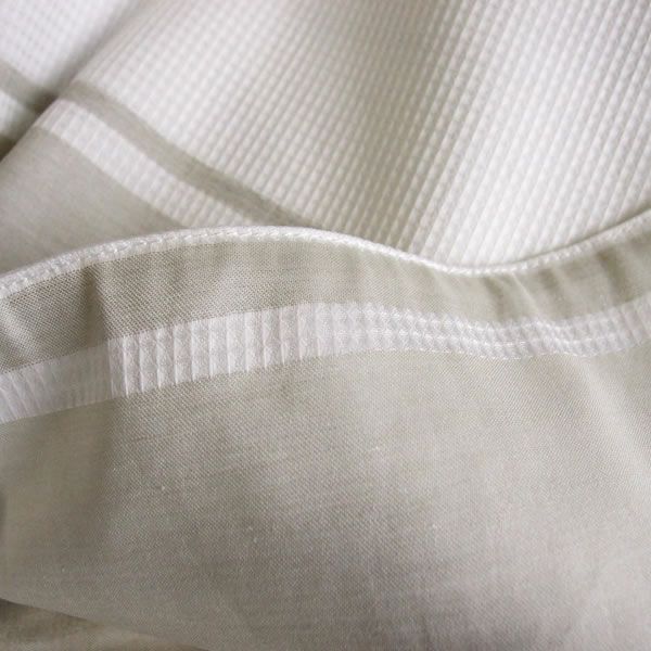 織りと色糸の組合せがシックなストライプ柄の枕カバー（50×70cm用）_詳細02