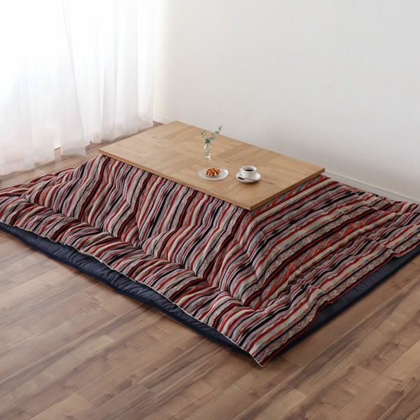 木目を活かした幾何学模様がオシャレなこたつテーブル