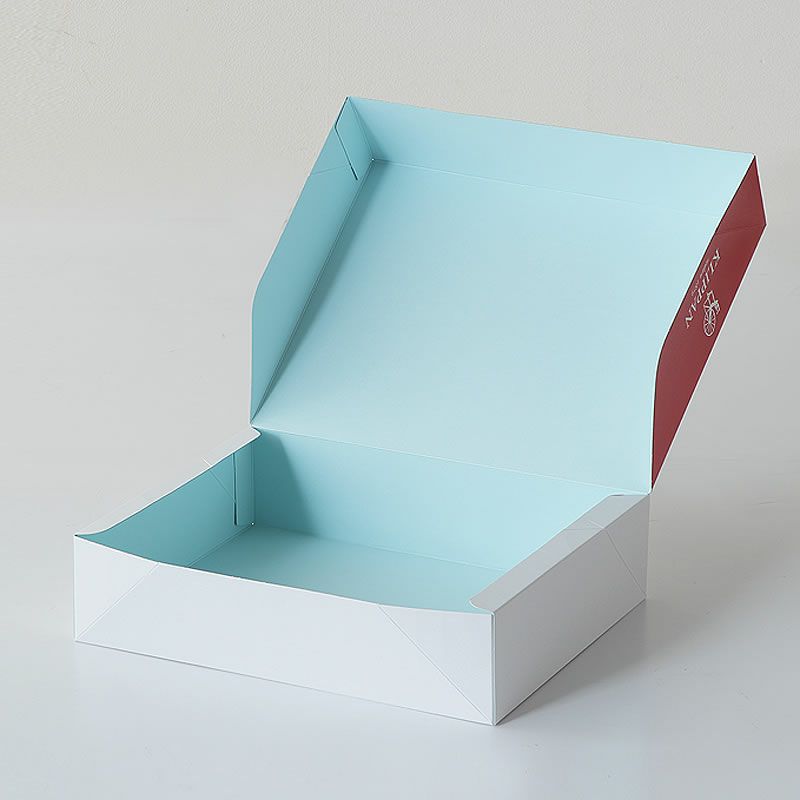 蓋の内側は爽やかなブルー色