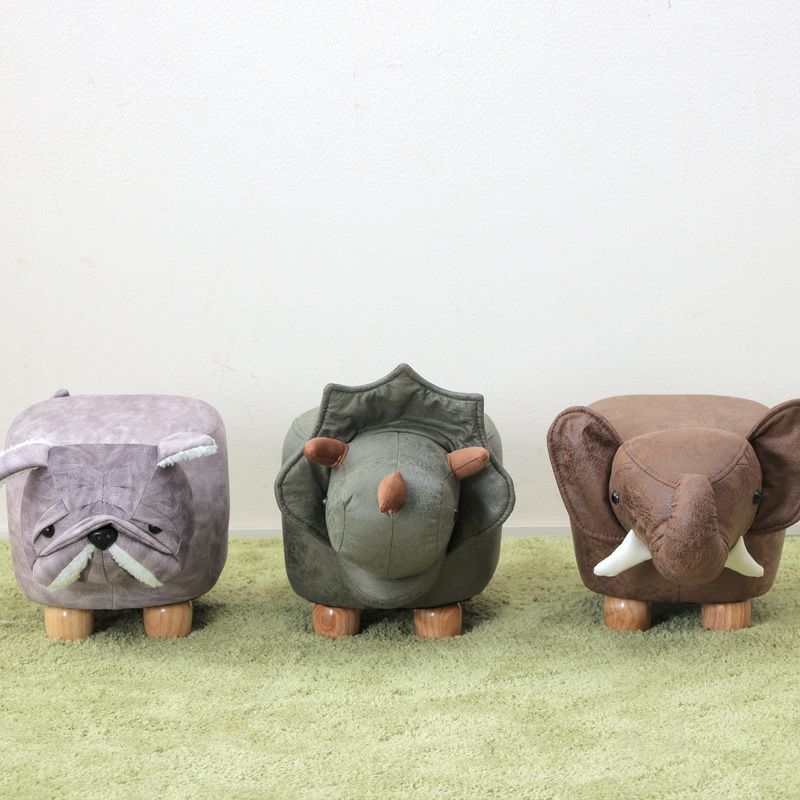 小さめで使いやすいサイズの動物スツール
