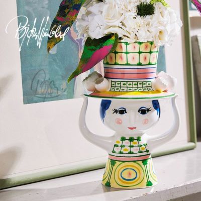 BJORN WIINBLAD（ビヨン・ヴィンブラッド）<br>LADY WITH HAT VASE(レディ ウィズ ハット ベース) <br>フラワーベース<br>高さ24.5cm