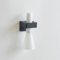ウォール推し活ペンライトホルダーの懐中電灯収納イメージ