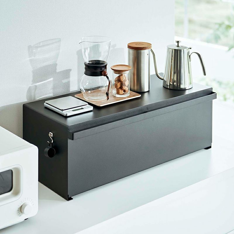 山崎実業のブレッドケースタワーワイドはシンプルで美しい