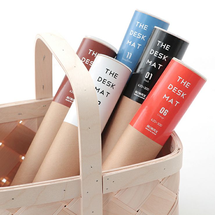 おしゃれなパッケージのデスクマット