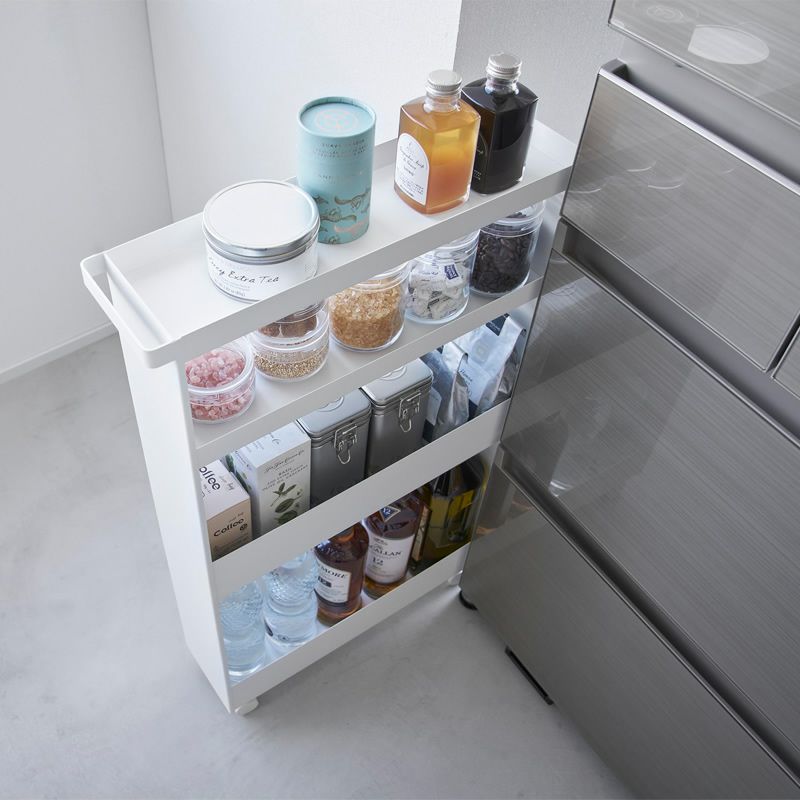 キャスター付きスリムワゴンはちょっとしたスペースで活躍