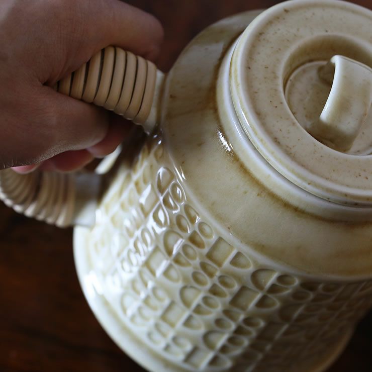 ラタンの持ち手がお洒落なKiln ドリップポット
