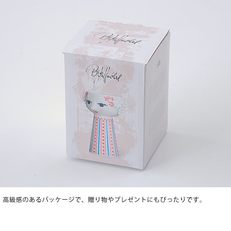 高級感のあるパッケージで、贈り物やプレゼントにもぴったりなキャンドルホルダー