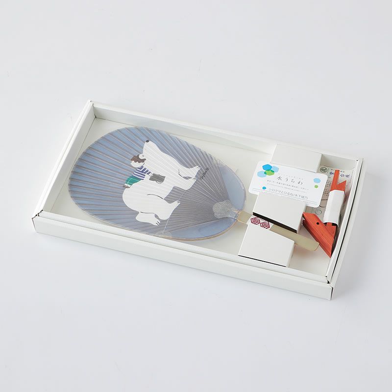 小判型シロクマ水うちわのパッケージ