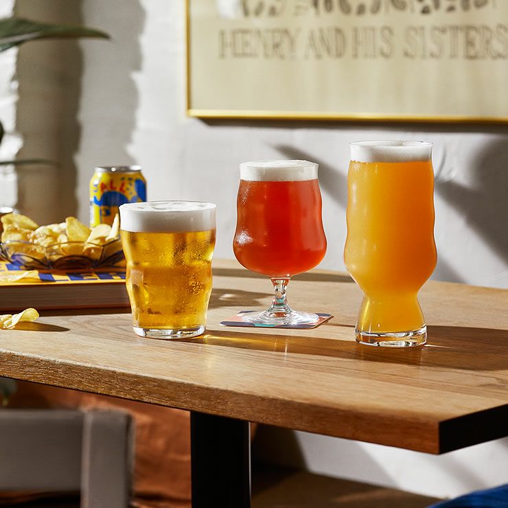 遊び心あるデザインのミッケラーUNIVERSAL　グラス　400ml