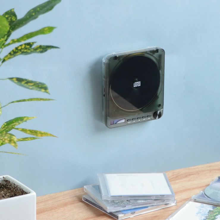 CDプレイヤーを部屋に置いたイメージ