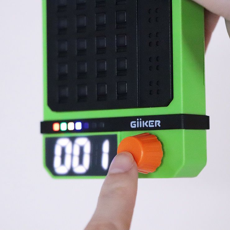 GiiKER（ギーカー）スーパーデコーダーはツイストボタンで選択・決定