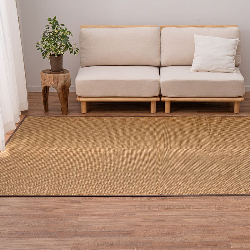 寝室などにもぴったりの 国産い草ラグ（191×250cm）