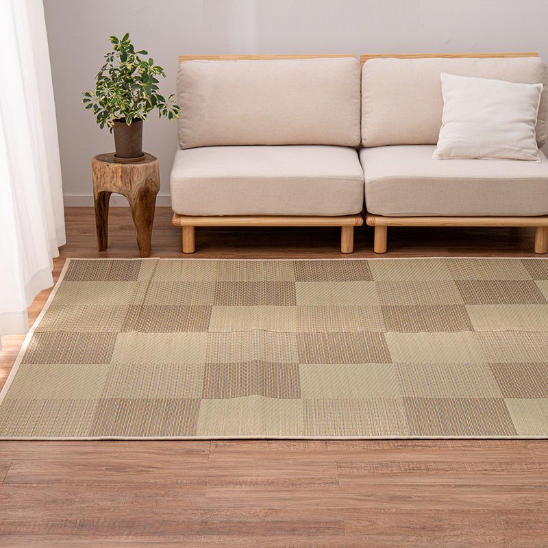 寝室などにもぴったりの 国産い草ラグ（191×250cm）