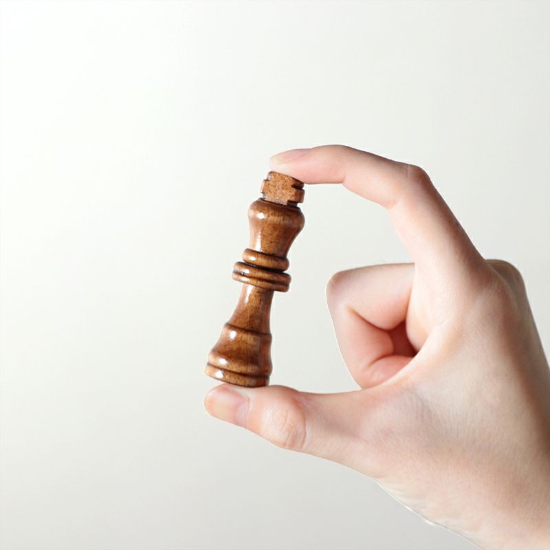 クラシカルな印象の木製チェス