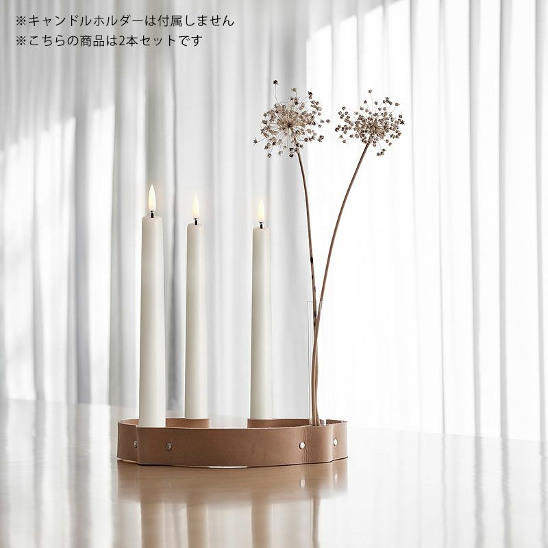 （ウユニライティングLEDテーパーキャンドル（スムース）の点灯イメージ