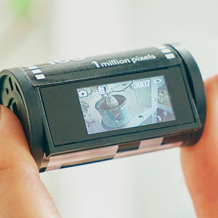 Opt! (オプト)ネオフィルム100の液晶アップ