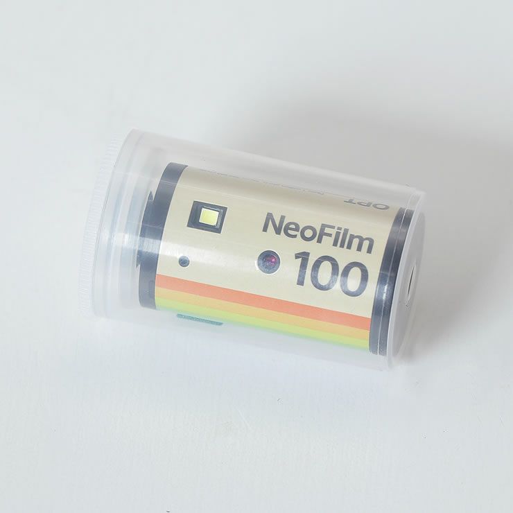 Opt! (オプト)ネオフィルム100はフィルムケース付き